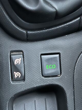 Clio IV TCE 90 CH. GPS Bluetooth Crit'Air 1 2014 occasion 91210 Draveil