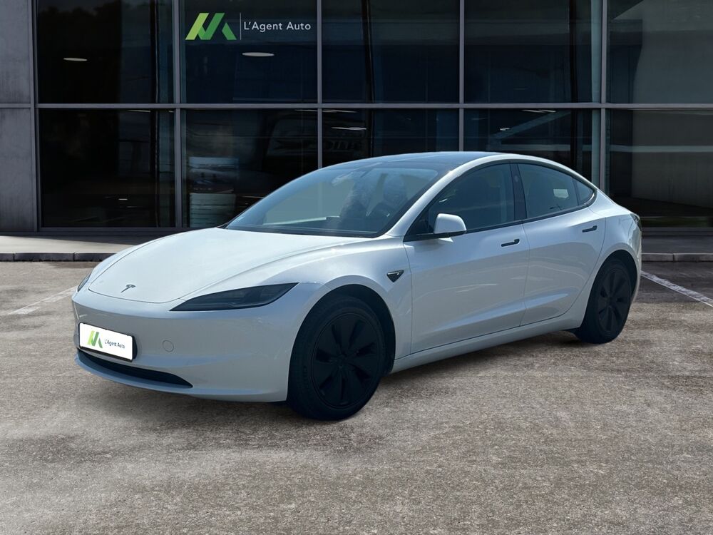 Model 3 275 50KWH STANDARD PLUS RWD 2023 occasion 34140 M&egrave;ze