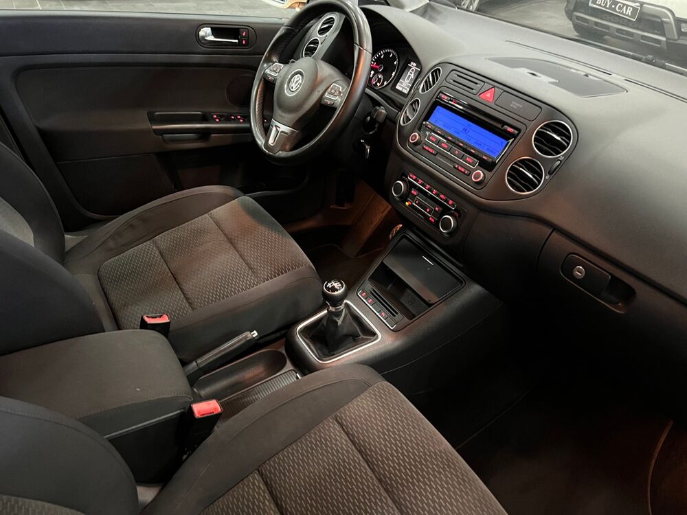 Golf PLUS 1.6 TDI 105CH BVM-5 / GARANTIE 6 MOIS / MOTEUR /BOIT D 2011 occasion 69800 SAINT-PRIEST