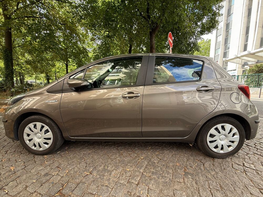 Yaris III Dynamic Business E-CVT 100h 2017 occasion 75019 Paris