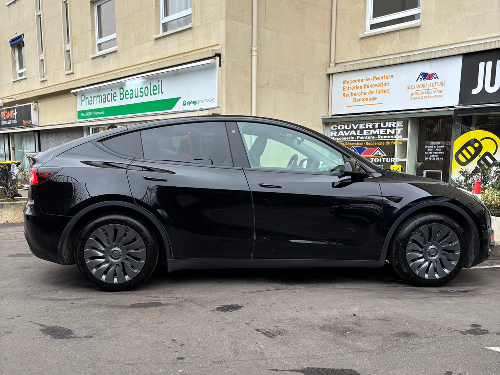 Model Y Long Range RWD SOH 96% - GARANTIE CONSTRUCTEUR - TOIT PANOR 2024 occasion 92210 Saint-Cloud