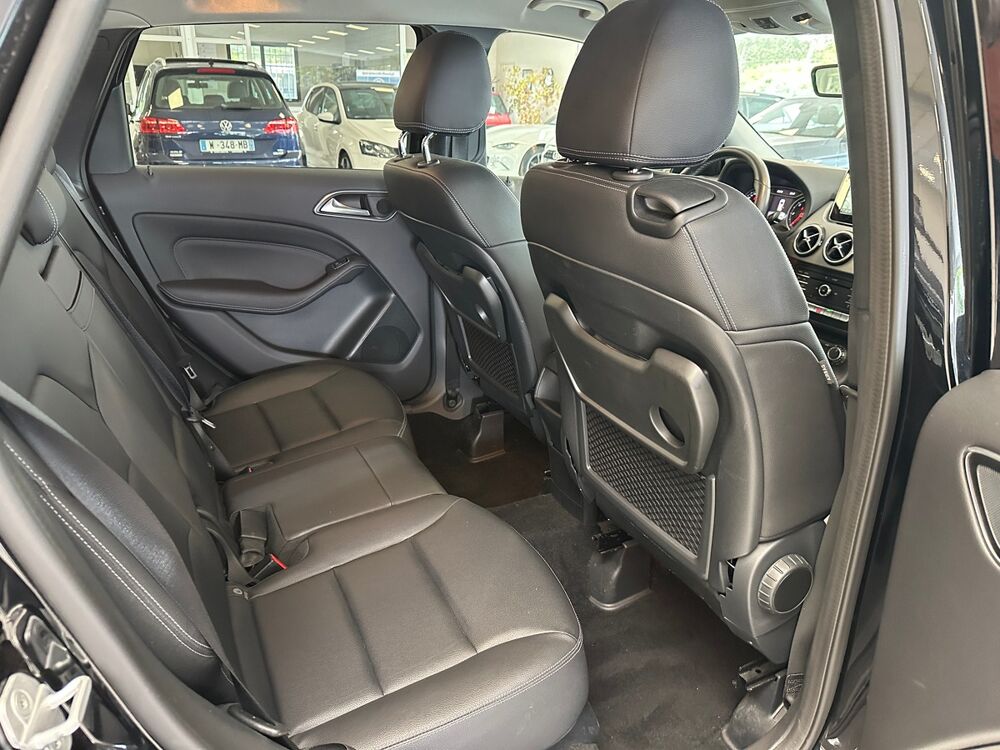 Classe B II (2) 180 D INTUITION NOIR 7G-DCT 2018 2018 occasion 51100 Reims