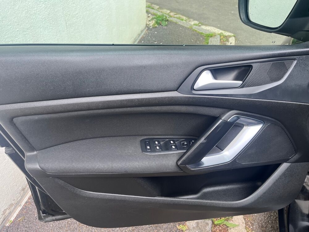 308 SW II 1.5 BlueHDi 130 ch Diesel *BOITE AUTOMATIQUE* **TOIT 2019 occasion 29200 BREST