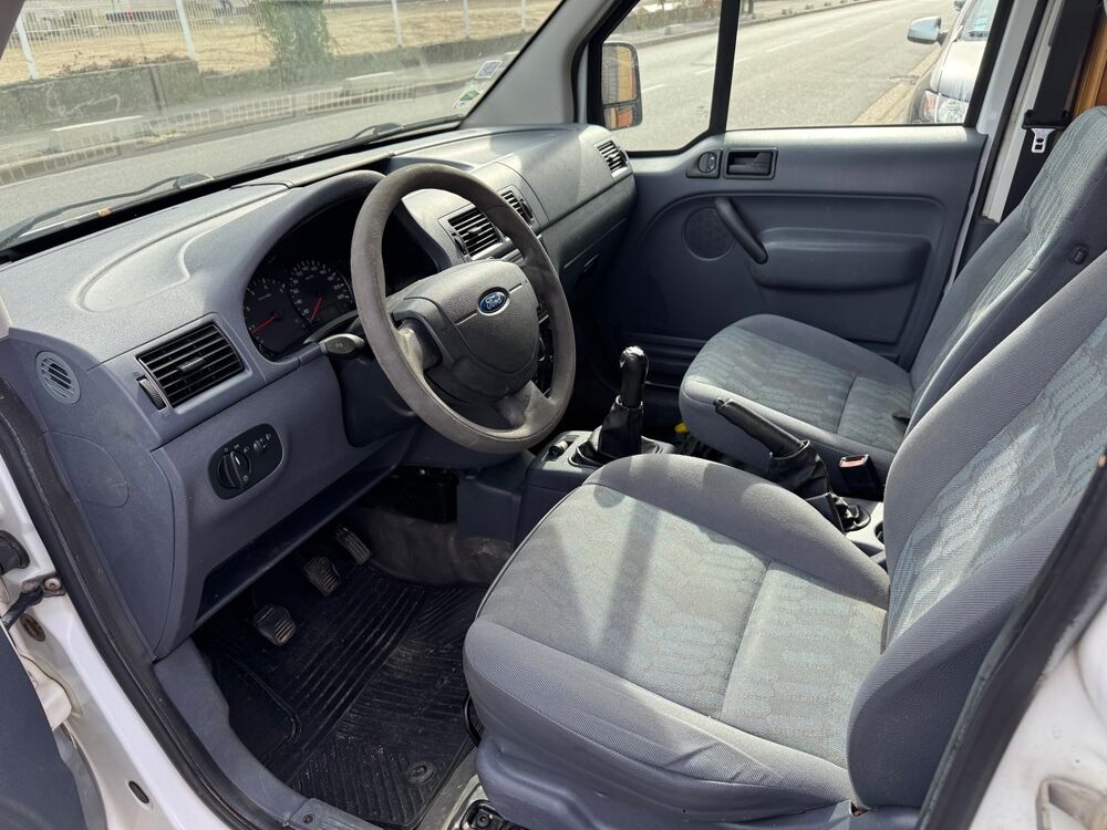 Transit Connect 1.8 TDCI 79 000KM GALERIE DE TOIT ROUL&Eacute; TR&Egrave;S BIEN PAIEMENT E 2008 occasion 95100 Argenteuil