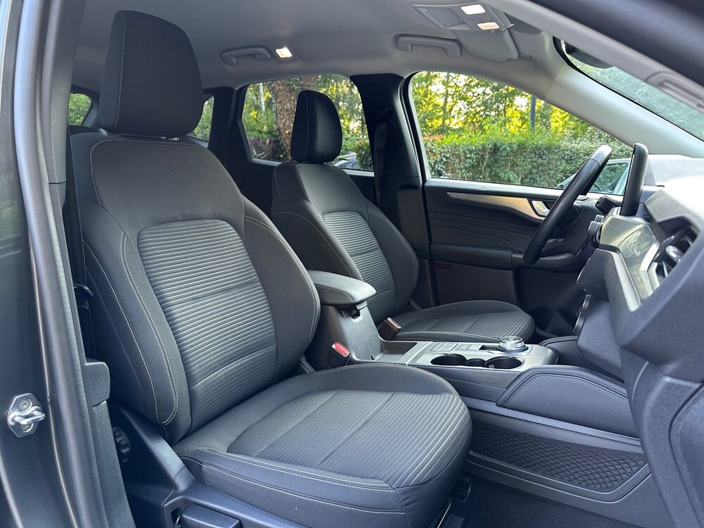 Kuga Titanium 2.5 190cv 2023 hybrid Flexifuel &Eacute;thanol BVA 2023 occasion 78490 Montfort l'Amaury