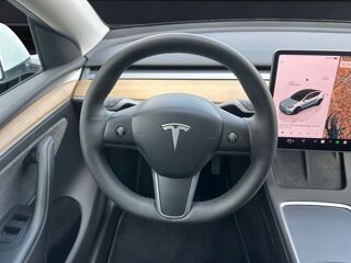 Model Y STANSARD RWD 2023 occasion 34140 M&egrave;ze