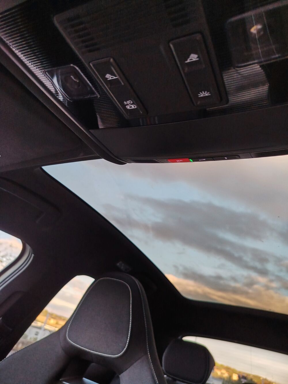 Fabia 1.5 TSI 150Ch MONTE CARLO DSG7 CARPLAY / TOIT PANO / CAMERA 2023 occasion 34500 B&eacute;ziers