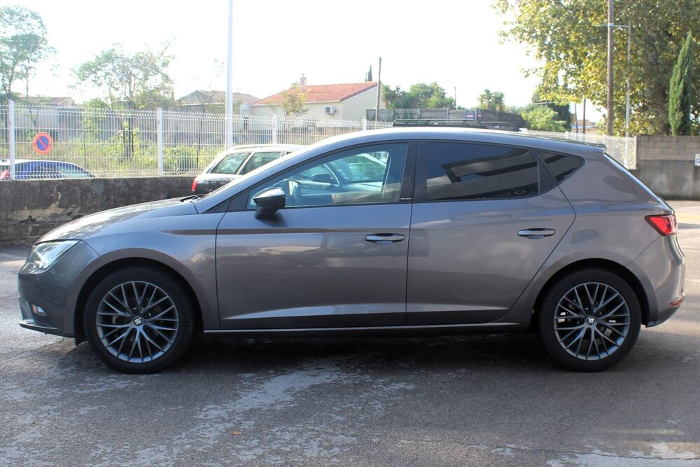 Leon III 1.2 TSI 110 ch S&S CONNECT + CARPLAY / CLIM AUTO / JA 17 2016 occasion 34430 Saint-Jean-de-V&eacute;das