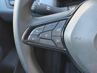 Clio 5 V Life 1.0 SCe 65Cv - Climatisation 2020 occasion 95190 Goussainville