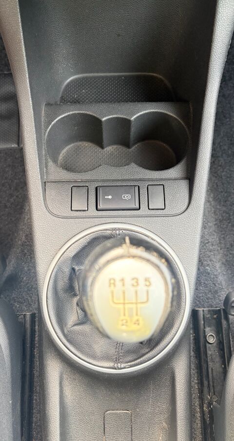 Fabia 1.2 70ch Confort 2008 occasion 84300 Cavaillon