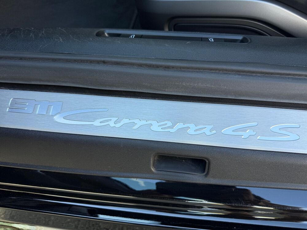 911 Carrera 3.2 450 CH / CARNET / FULL BLACK / AKRAPOVIC / 35400 KMS 2019 occasion 62780 CUCQ