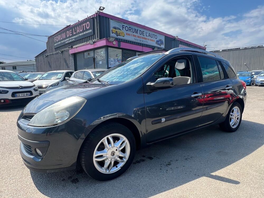 Clio III III (2) ESTATE 1.5 DCI 85 EXCEPTION 2009 occasion 78310 Coigni&egrave;res