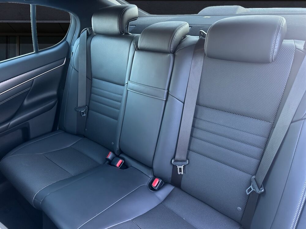 GS 300h F-Sport (Faible kilom&eacute;trage) 2016 occasion 34140 M&egrave;ze