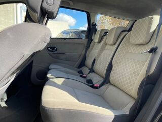 Grand scenic IV III 1.5 dCi 106 cv 2009 occasion 95190 Goussainville