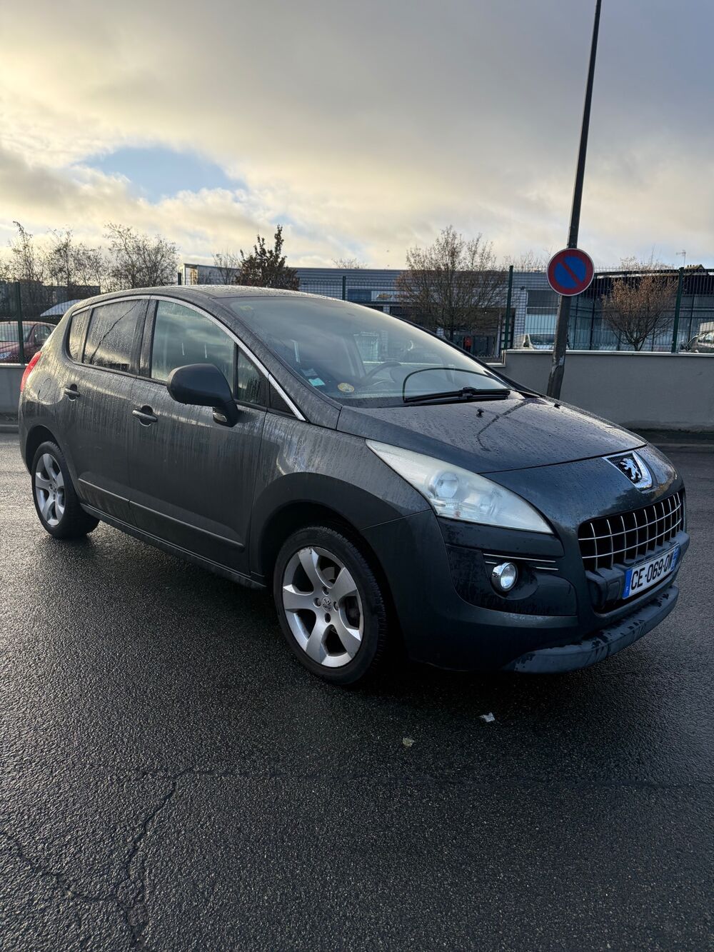 3008 1.6 HDI 110cv PREMIUM KIT DE DISTRIBUTION NEUF / RADAR DE RE 2010 occasion 78500 SARTROUVILLE