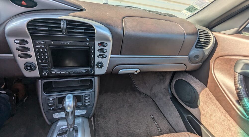 Boxster 986 Spyder 550 S cab anniversaire 50ans 2004 occasion 44500 La Baule-Escoublac