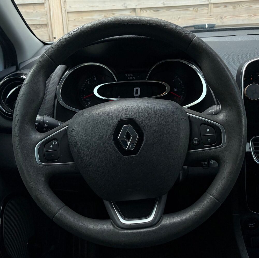 Clio St&eacute; 1.5 dCi 90ch energy Air M&eacute;diaNav eco&sup2; 2017 occasion 84300 Cavaillon