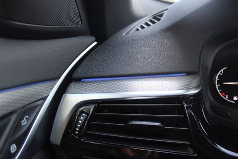 S&eacute;rie 5 540iA 340 ch M SPORT STEPTRONIC / SUIVIE BMW + CLIM AUTO 2017 occasion 34430 Saint-Jean-de-V&eacute;das