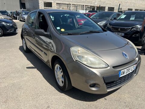 Clio III (2) 1.5 DCI 70 DYNAMIQUE 5P EURO5 CTOK MOTEUR CHANG&Eacute;E RAS 1 2010 occasion 78310 Coigni&egrave;res