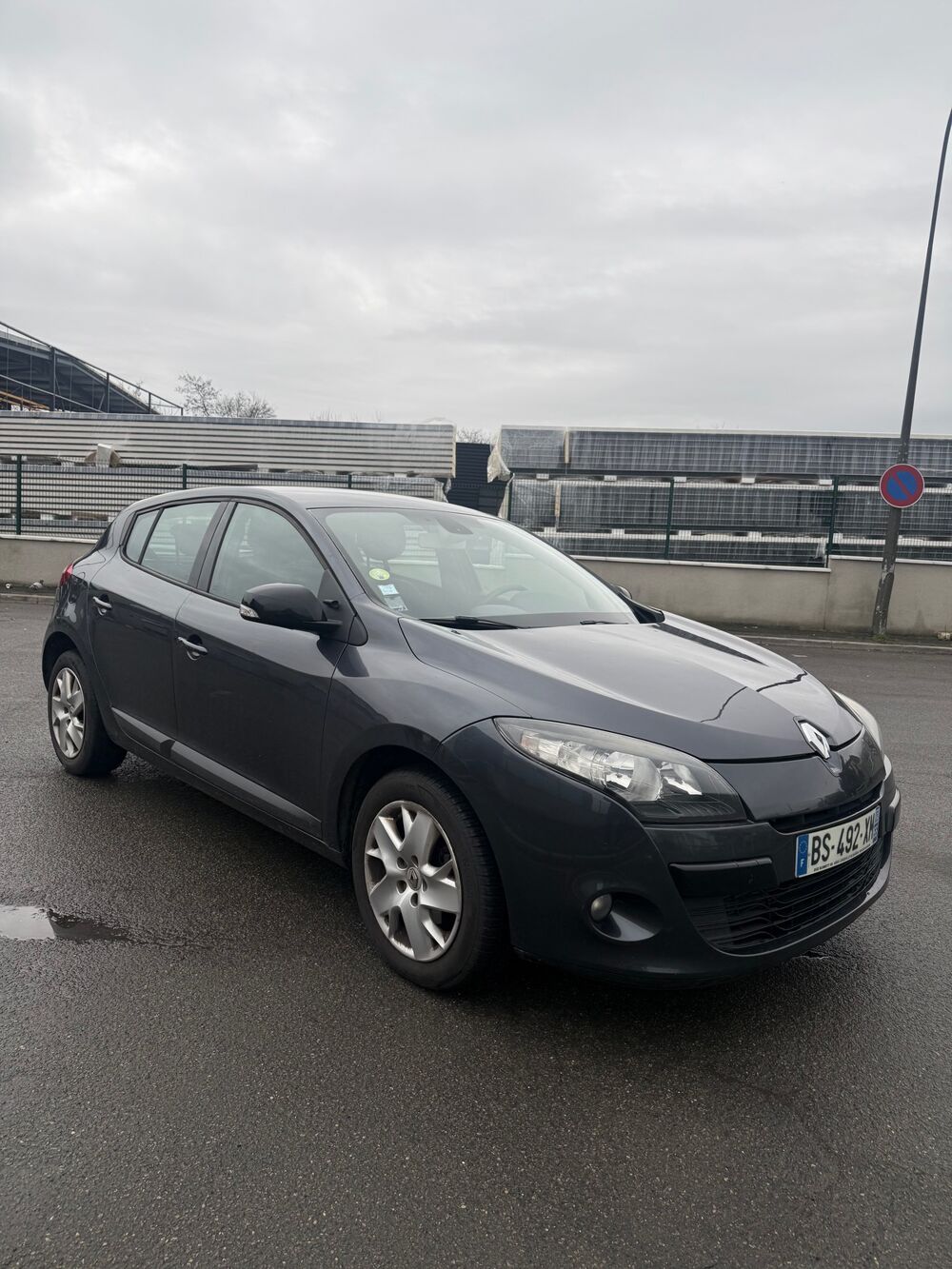M&eacute;gane 3 1.9 DCI 130cv / CLIM AUTO / R&Eacute;GULATEUR / BLUETOOTH 2011 occasion 78500 SARTROUVILLE