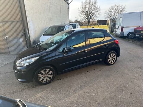 Peugeot 207 PEUGEOT 5 portes 1.4 e 75 cv 2008 occasion SAINT-BONNET-DE-MURE 69720