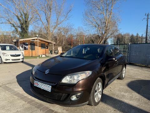 M&eacute;gane III TOM TOM DCI 90 CH PAIEMENT EN PLUSIEURS FOIS JUSQU'A 3500 2012 occasion 78270 BENNECOURT