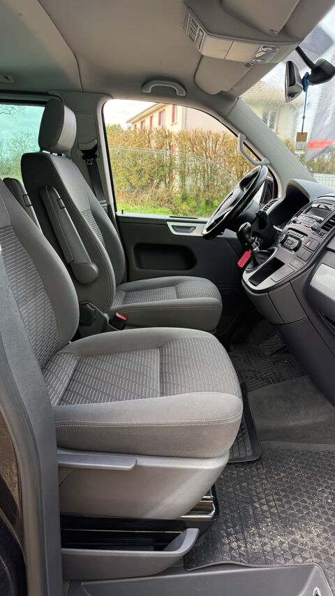 MULTIVAN T5 2.0 TDI 180 Chx BVM banquette modulable revis&eacute; garantie 2012 occasion 45110 Chateauneuf sur Loire