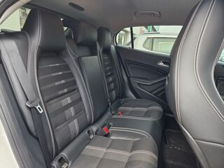 Classe GLA 180 122 CH 1 2019 occasion 82000 Montauban