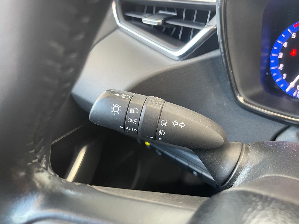 Corolla 1.8 122h CVT Dynamic - Bo&icirc;te auto 2021 occasion 95190 Goussainville