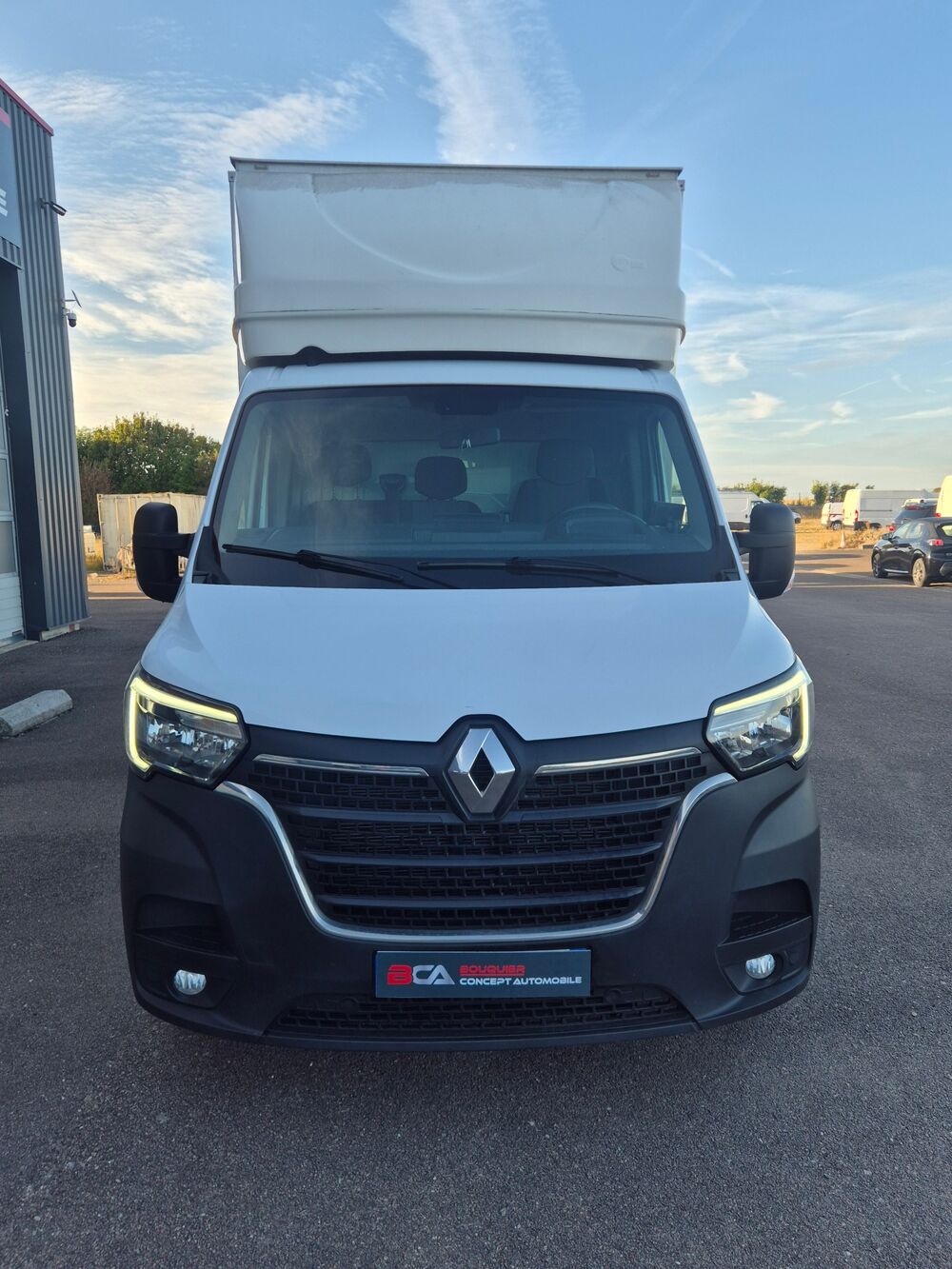 Master 2.3 L BLUE DCI 165 CH CAISSE HAYON 20 M3 2022 occasion 45700 Mormant-sur-Vernisson