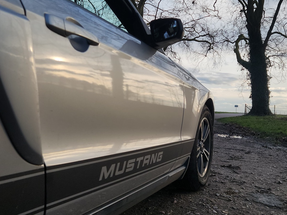 Mustang CABRIOLET V6 305 CH BVA - 24900€ 2010 occasion 60300 SENLIS