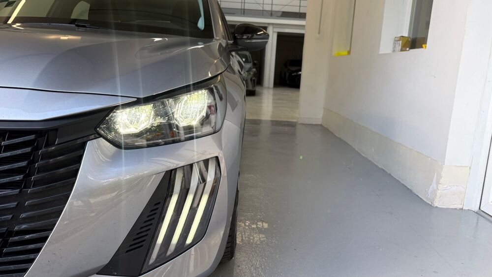 208 Nouveau 1.2 75 CH Active  *PRIX HORS TVA affich&eacute;* EXPORT 2 2024 occasion 51430 Tinqueux