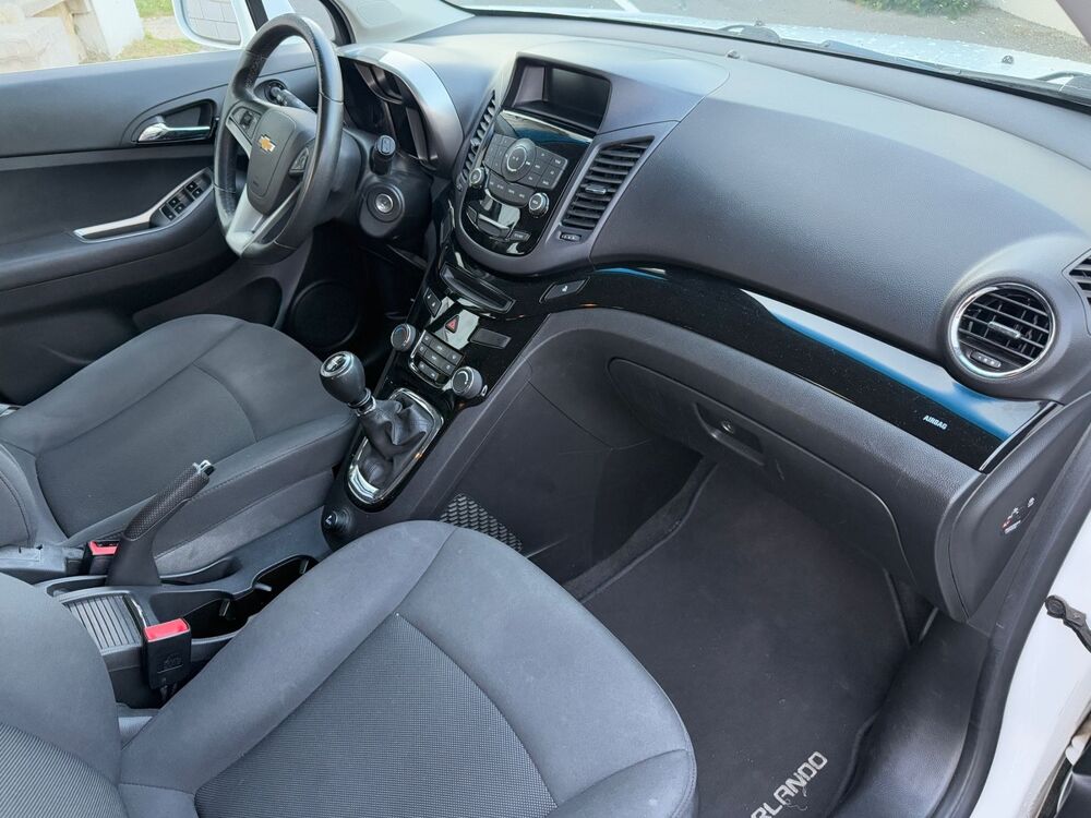 Orlando 2.0 VCDI 130 CV 7 places garantis 6 moie 2012 occasion 78800 Houilles