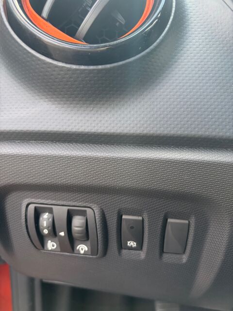 Captur 1.5l DCi Energy Arizona 1 &Egrave;RE MAIN GPS CAM&Eacute;RA BLUETOOTH R&Eacute;G 2013 occasion 95100 ARGENTEUIL