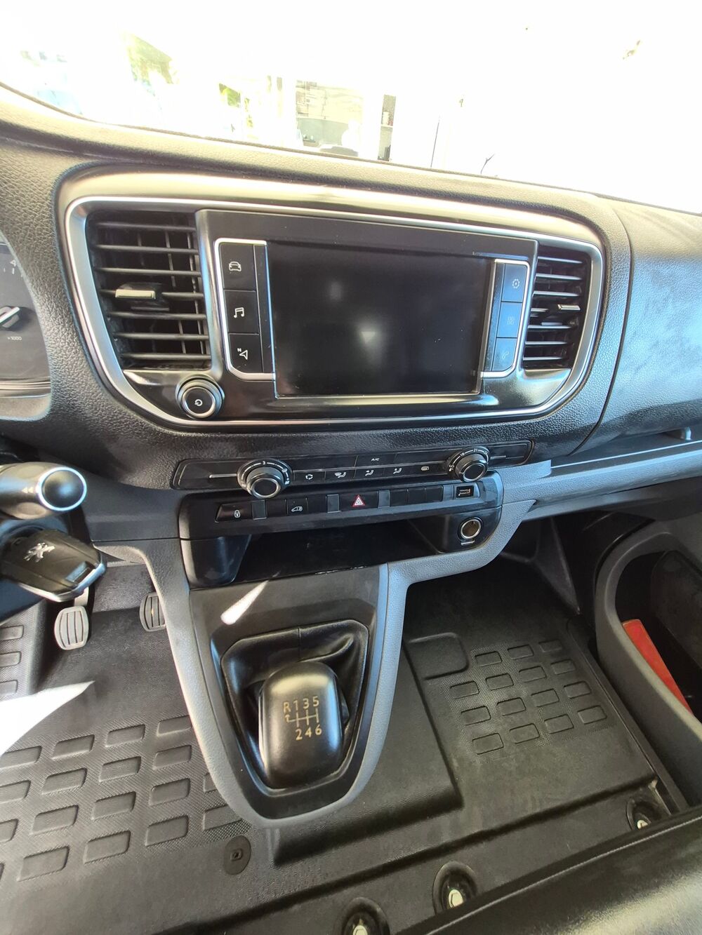 Expert M 2.0 HDI 120CH DRIVER 1ERE MAIN TVA RECUPERABLE KIT DISTRI 2021 occasion 34070 MONTPELLIER