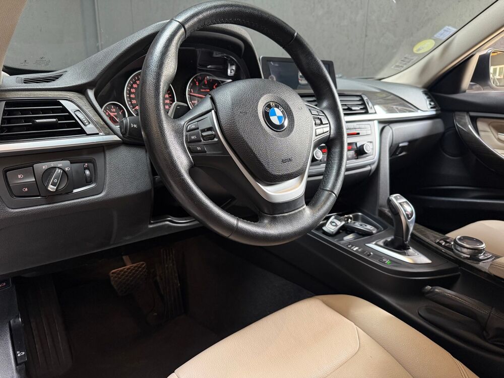 S&eacute;rie 3 330d xDrive 258 BVA8 - LUXURY 2014 occasion 45560 Saint-Denis-en-Val