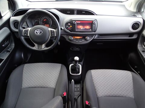 Yaris 1.3 III 100 Ch VVT-i Dynamic BVM6 5 portes Cam&eacute;ra R&eacute;gulateur 2015 occasion 34500 B&eacute;ziers