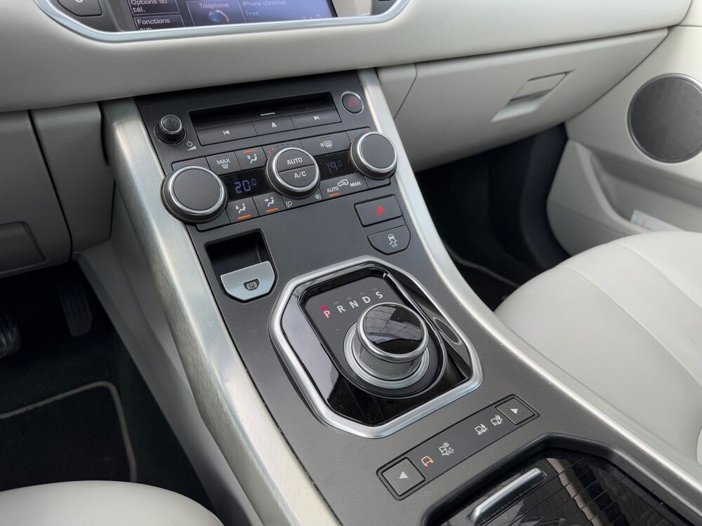 Range Rover Evoque Luxe Privil&eacute;ge 2.2 SD4 4WD BVA6 190 cv Bo&icirc;te auto Full Optio 2012 occasion 95190 Goussainville