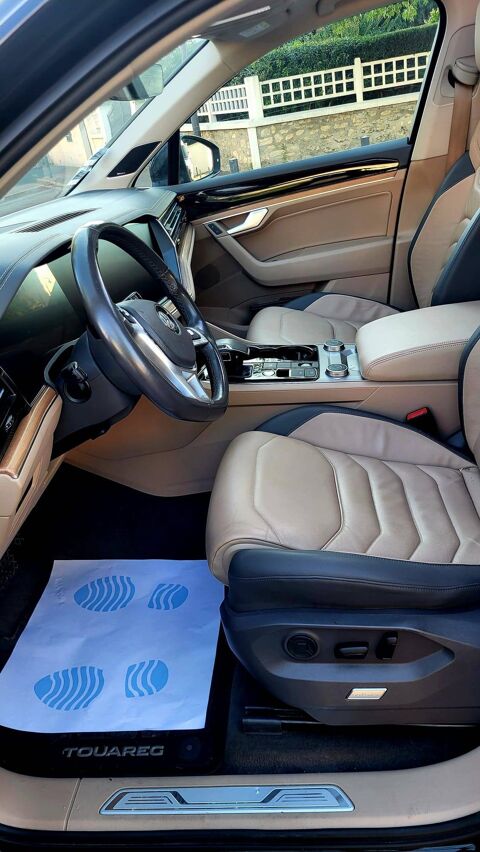 Touareg VOLKSWAGEN TOUAREG CARAT 3.0 TDi 286 4MOTION TIPTRONIC BVA 2018 occasion 94140 Alfortville