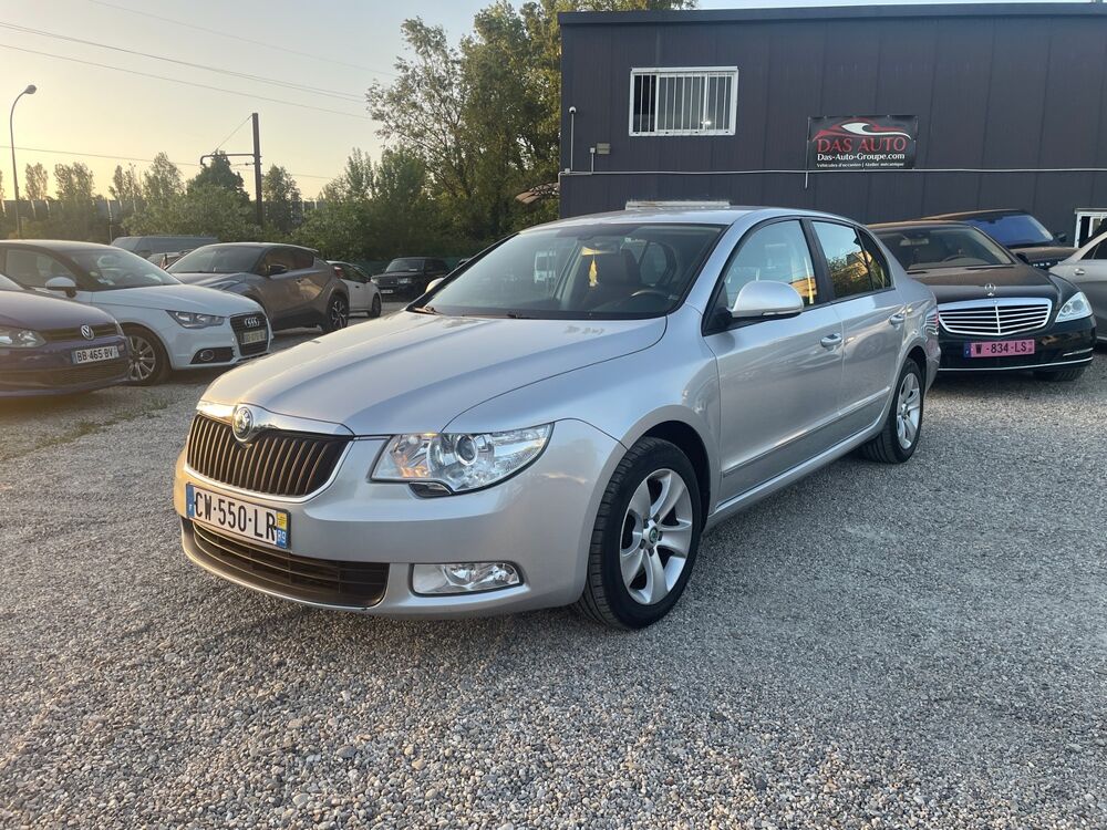 Superb 2.0 tdi 2.0 TDI 140 GREENTEC BUSINESS 2013 occasion 69320 FEYZIN