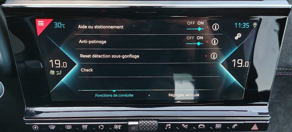 DS7 CROSSBACK 1.6 E-TENSE 225 Ch PERFORMANCE LINE / HYBRIDE 2022 occasion 34500 B&eacute;ziers
