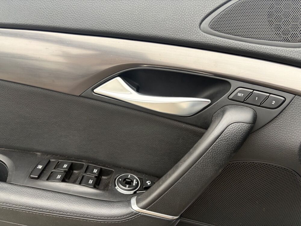 i40 2015 BOITE AUTO TOIT OUVRANT CUIR GPS Bluetooth Facture d e 2015 occasion 95100 ARGENTEUIL