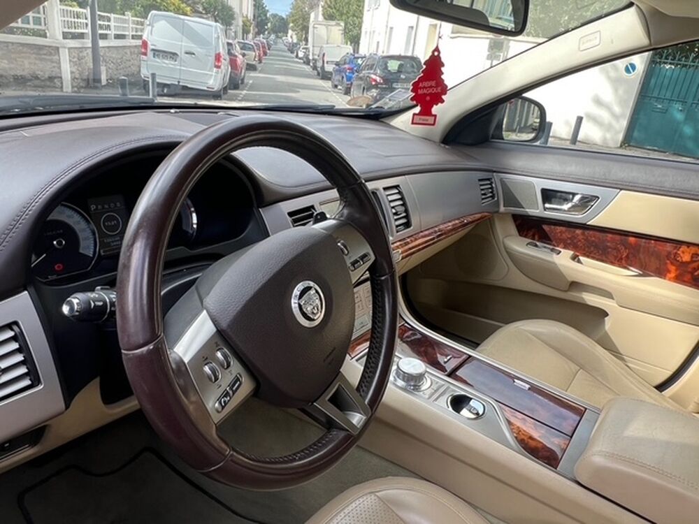 XF 2.7 V6 D - 207 Bi-Turbo Luxe Premium A 2008 occasion 94140 Alfortville