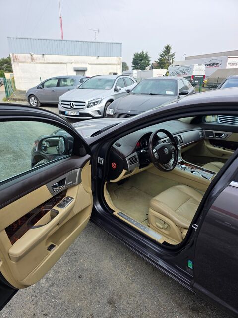 XF 4.2 V8 298CH PREMIUM LUXURY 186 000KM 2008 occasion 41350 Vineuil