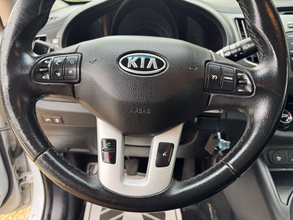 Sportage 1.7 CRDI 115 moteur &agrave; cha&icirc;ne 1&egrave;re main garantie 3 mois 2011 occasion 45500 GIEN