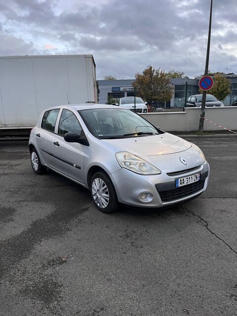 Renault Clio III 1.2/ FAIBLE KILOM&Eacute;TRAGE / VIDANGE OK 2009 occasion SARTROUVILLE 78500