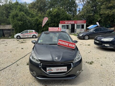 Peugeot 208 1.4 HDI 68 Premi&egrave;re main Kit de distribution neuf 2014 occasion GIEN 45500
