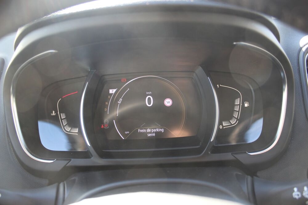 Grand scenic IV IV 1.3 TCE 140 ch ENERGY LIMITED EDC 7 + ATTELAGE / CARPLAY 2019 occasion 34430 Saint-Jean-de-V&eacute;das