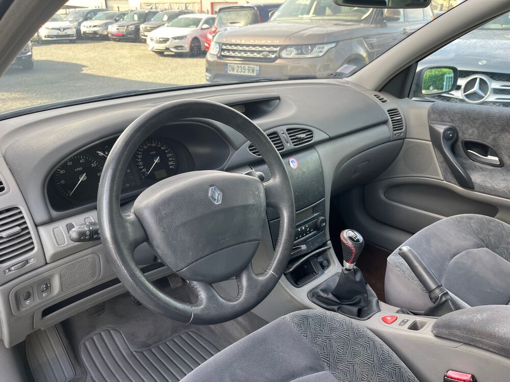 Laguna 1.8 120 cv Expression 2002 occasion 45560 Saint-Denis-en-Val