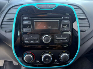 Captur 0.9 TCE 90 ch (5 cv) 12V Turbo BVM5 - 5 Portes Gris Stop&Sta 2015 occasion 63300 Thiers